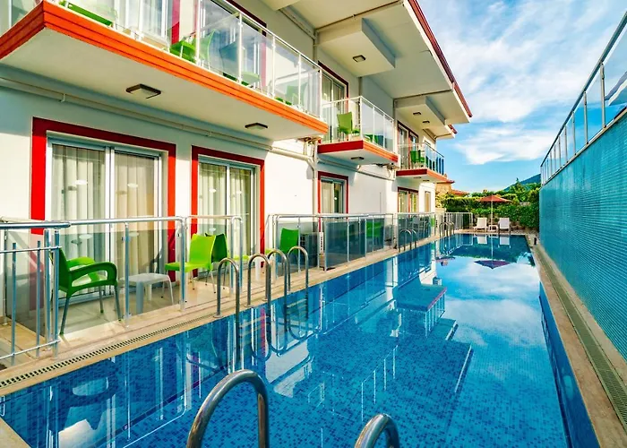 Sunshine Holiday Resort